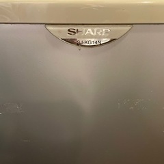 SHARP 冷蔵庫の画像