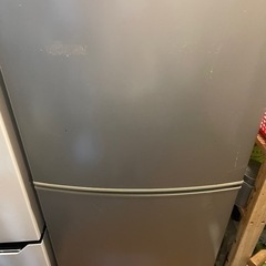 SHARP 冷蔵庫の画像
