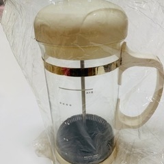 ティーセット5客、ポットの画像