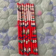 鉛筆8本