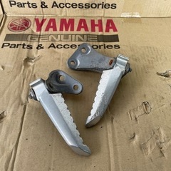 ヤマハ NMAX125 ABS SED6J ステップ 純正 中古...