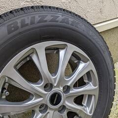 [お取引中]スタッドレスタイヤ　185/70R14