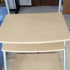 パソコンラック
