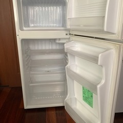 SANYO 冷蔵庫の画像