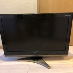 SHARP AQUOS 32型テレビとDVDレコーダー