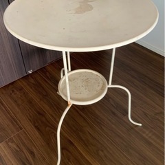 Ikea Oleby カフェ風丸テーブル　