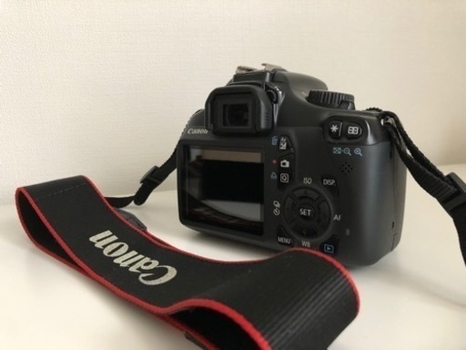 CANON EOS 1100D