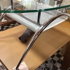 【リサイクルサービス八光　田上店　配達・設置OK】楕円形　ガラステーブルの画像