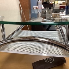 【リサイクルサービス八光　田上店　配達・設置OK】楕円形　ガラステーブルの画像