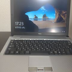 NEC　Corei7搭載 高速SSD　メモリ4G 　Wifi対応 　持ち運び