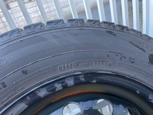 スタッドレスタイヤ　205/60R16 2019年製