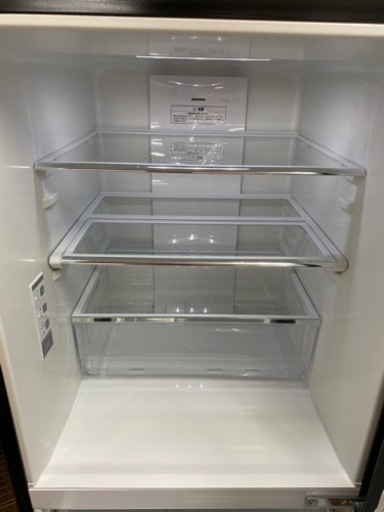 I621 ★Hisense 冷蔵庫 (282L) 3ドア 2019年製 ⭐動作確認済 ⭐クリーニング済