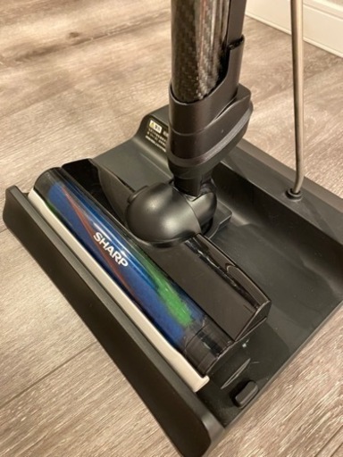 シャープ　コードレス掃除機