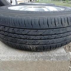 195/65/15タイヤ付ホイールの画像