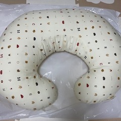 授乳クッションお譲り致します。