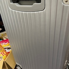 キャリーケース 無料でお譲りしますの画像