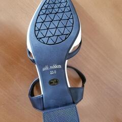 女性用 サンダル? パンプス？ 23.0サイズの画像