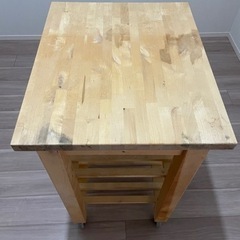 IKEA ラックの画像