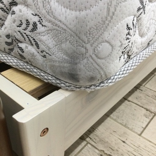 【✨明るい木目✨ナフコ✨シングル✨】定価¥46,800  ナフコ　シングルベッド  寝具  木目  コンセント付き