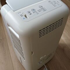 シャープ除湿機  2019製造の画像