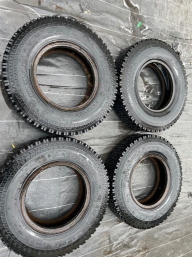 車のパーツ 700R15 DUNLOP