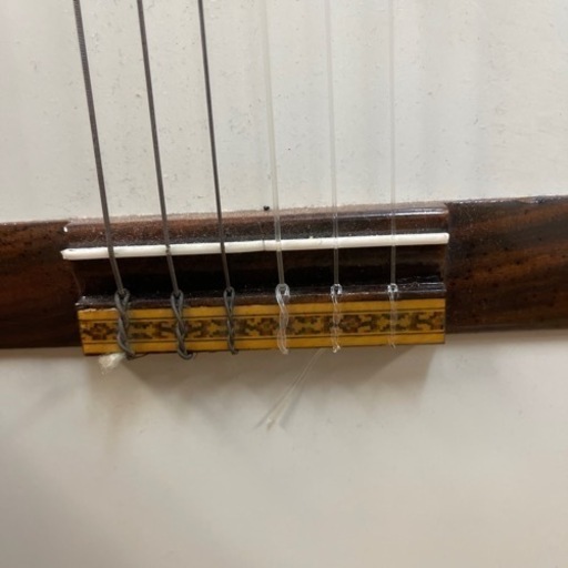 白いギター ミスズ楽器