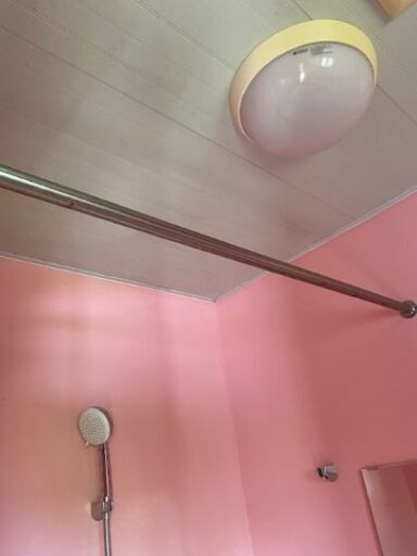 トイレやシャワールーム照明