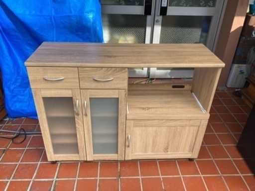 キッチンカウンター 幅120 カウンターテーブル 食器棚 引き戸 レンジ台 キッチンワゴン 収納 ガラス扉 引出し コンセント 北欧 シンプル おしゃれ ナチュラル 組立 新生活　1164
