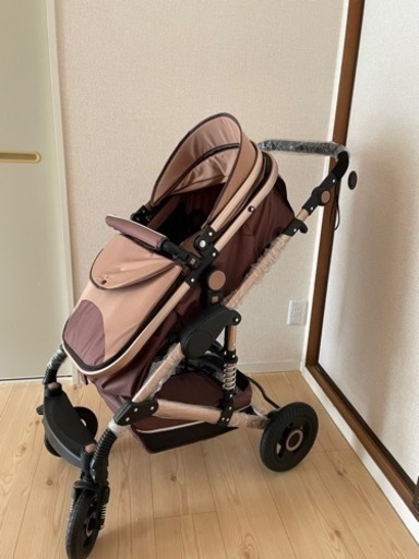 外国製ベビーカー【新品】