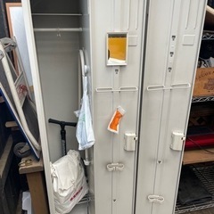 事務ロッカー　の画像