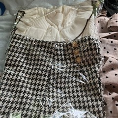 　服