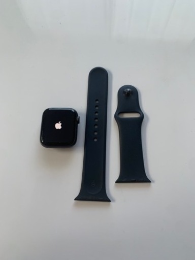 服/ファッション Apple  Watch SE