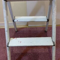 折りたたみアルミ脚立 踏み台の画像