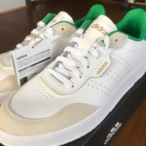 adidas  COURTROOK Ｍ　最終値下げ