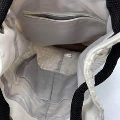 夲日の目玉❣️10円‼️中古■バケツ型メッシュリュック■バケツ型■白■メッシュの画像