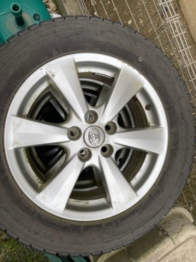 トヨタ純正ホイール　スタッドレスタイヤ