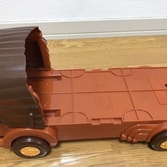 アニア　ライオンバスの画像