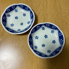 小皿(しょうゆざら)ゆずります。の画像