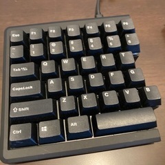 英語配列 分離型 メカニカルキーボードの画像