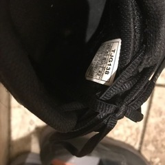 スニーカー　adidas メンズ　26.5 黒の画像