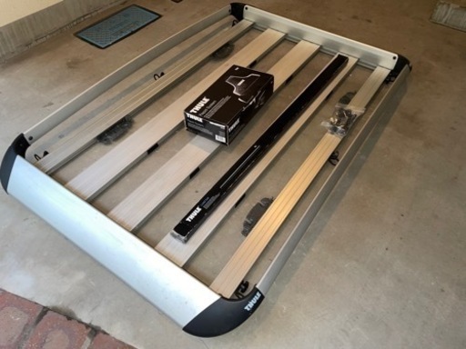 THULEスーリー　ルーフラック、フット、バーのセット