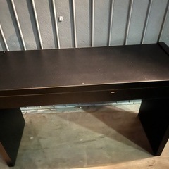 【無料】コーナーテーブル(ブラウン色)