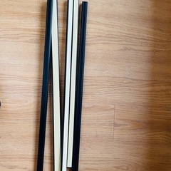 突っ張り棒、ケーブル隠し（貼るタイプ）　小物ラックの画像