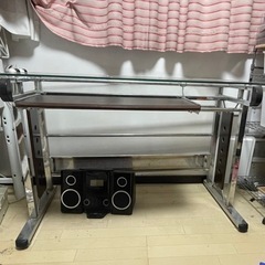 ガラス鉄板デスク　無料！！！！！