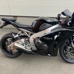 ホンダCBR1000RR. SC59  車検令和5年4月の画像