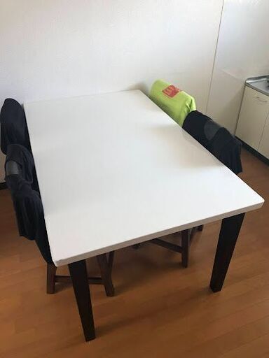 本日8/20まで出品　ダイニングテーブル