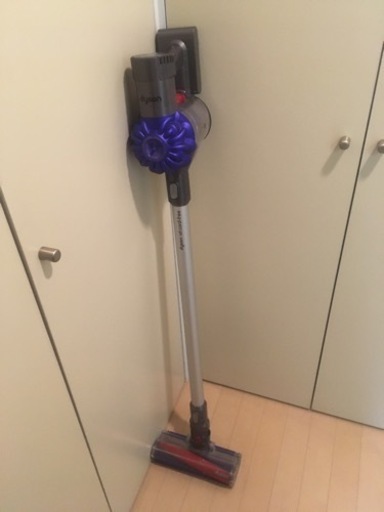 【締切】dyson DC74 全て付属有り 完動品