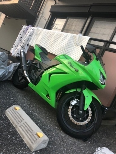 ニンジャ250 R  売ります