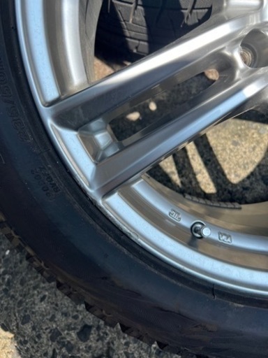 レクサスLS スタッドレス