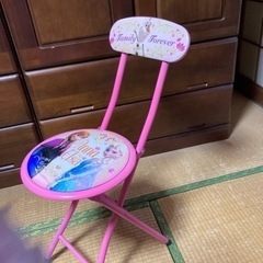 スチール椅子　アナ雪の画像